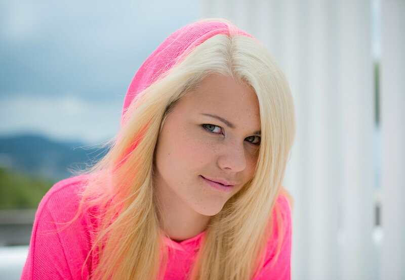 Анна, 20